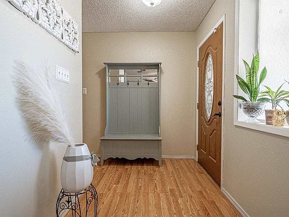 2nd image of 2943 W 11th Pl