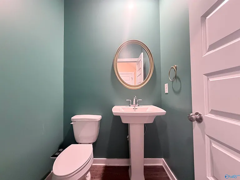 4200 Textile Ln SW — Photo 5