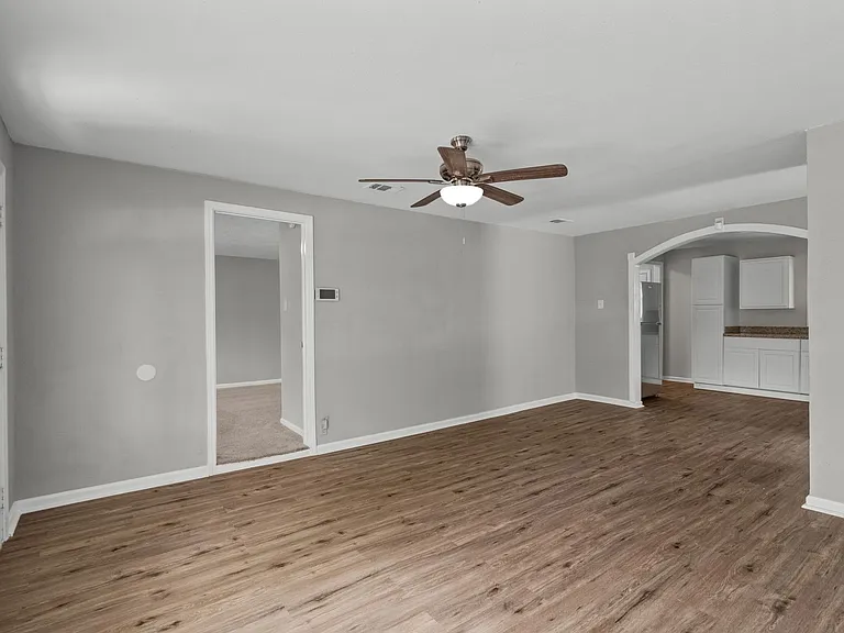 5931 Southville St — Photo 4