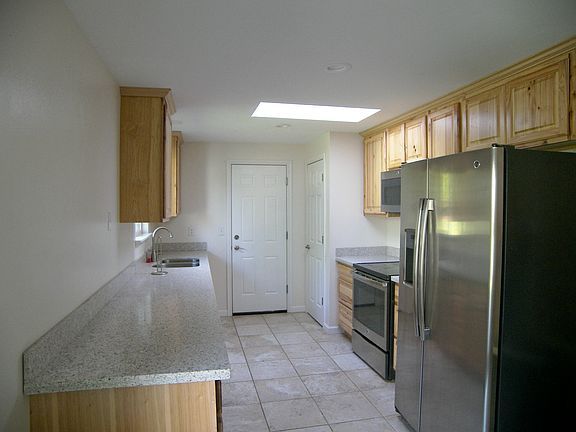 2nd image of 11502 89th Ave SW
