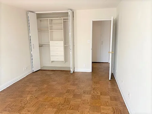 Rented by Corcoran | media 21