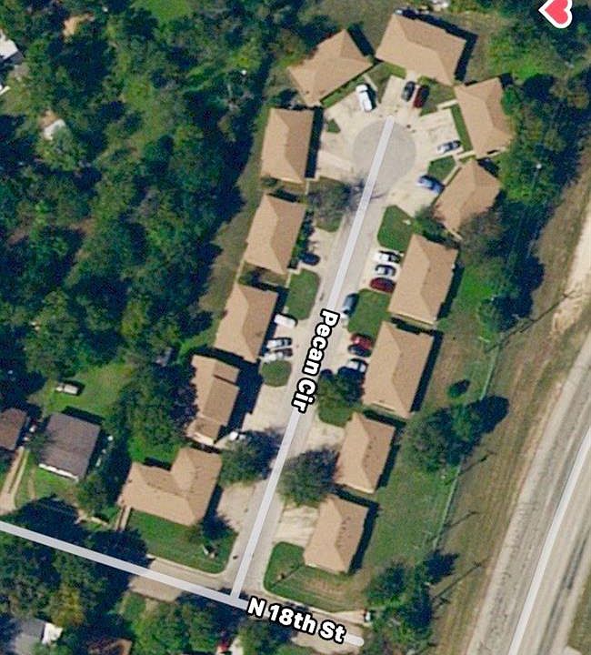 1st image of 800-812 Pecan Circle