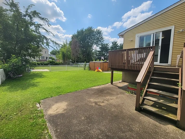 50 Hepburn Rd — Photo 20