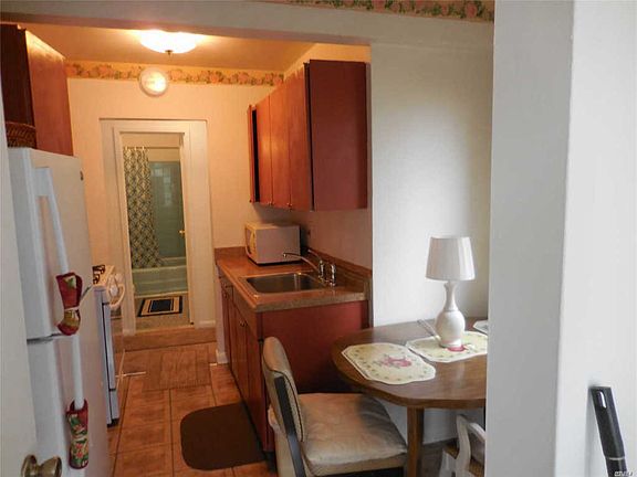 4th image of 99 Randall Ave APT 3J