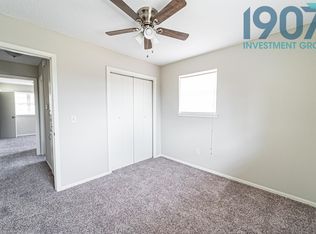 1020 NW 1st St, Moore, OK 73160