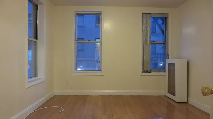 Rented by Bohemia Realty Group | media 17