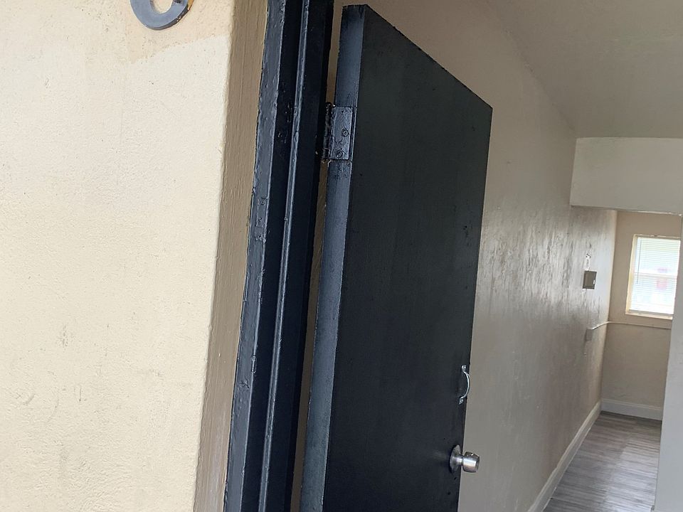 1st image of 1744 NW 1st Ct APT 6