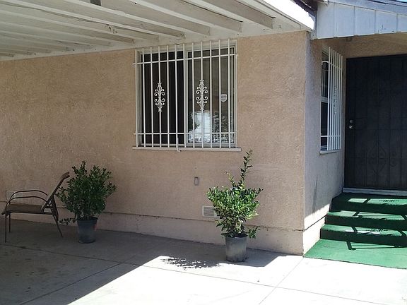 2nd image of 1016 W 67th St