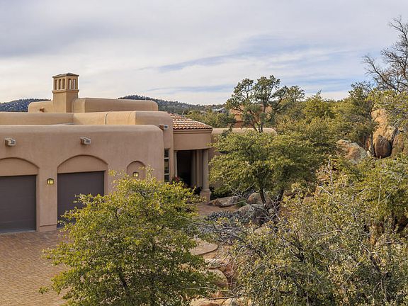 2nd image of 1279 Sierry Peaks Dr