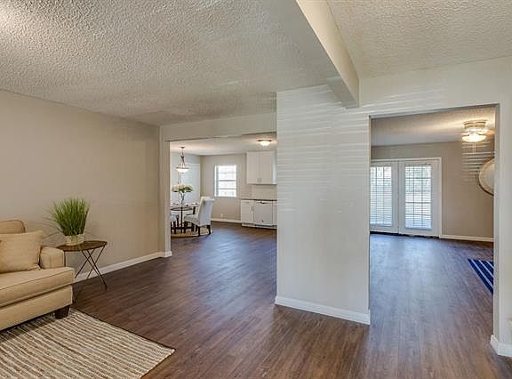 5th image of 610 Hill City Dr