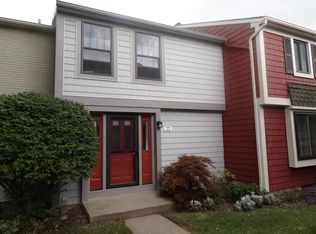 22 Village Trl, Honeoye Falls, NY 14472