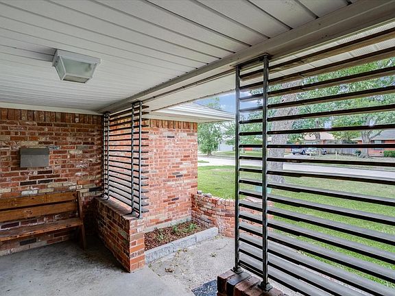 3rd image of 417 Rorary Dr