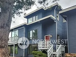10516 Cornell Avenue S photo 1