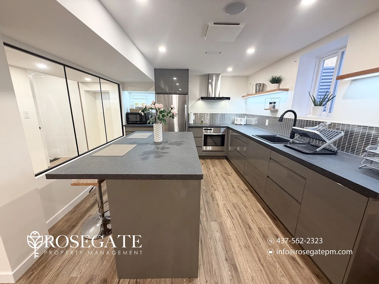3183 Forrestdale Circle Mississauga — Photo 3