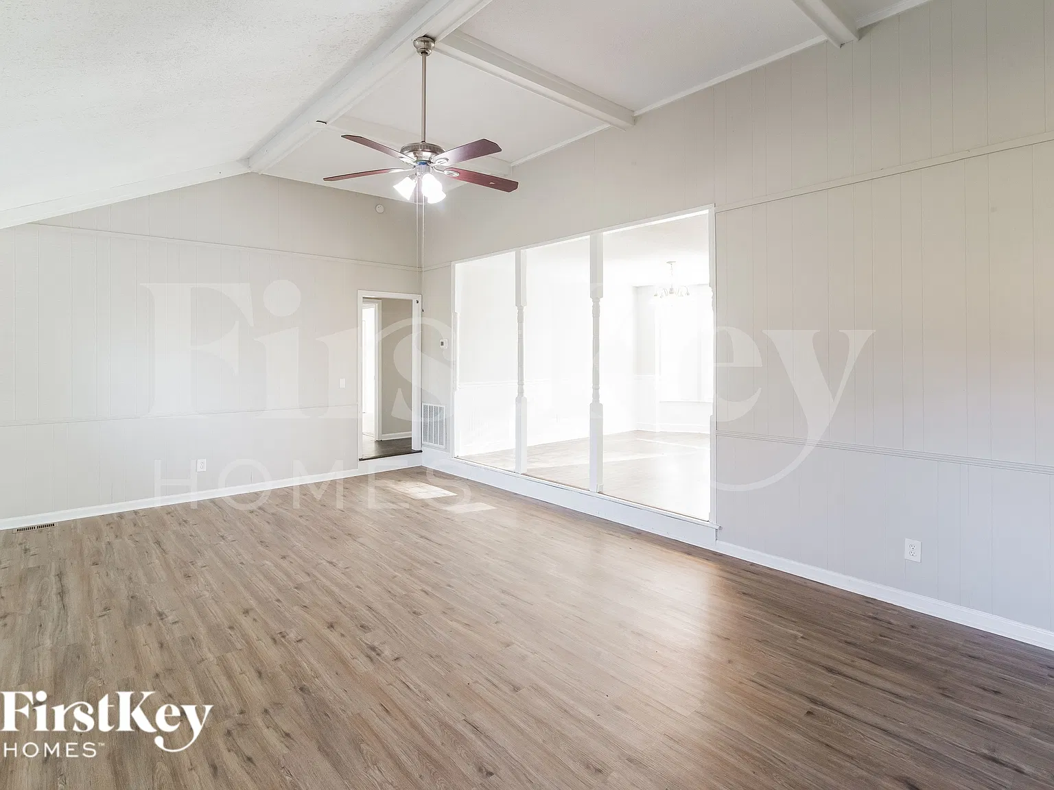 3 bed, 2.0 bath, 1435 sqft, $1,925 — Photo 4