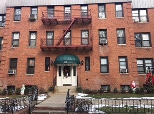 48 Parkway N APT 2F, Yonkers, NY 10704