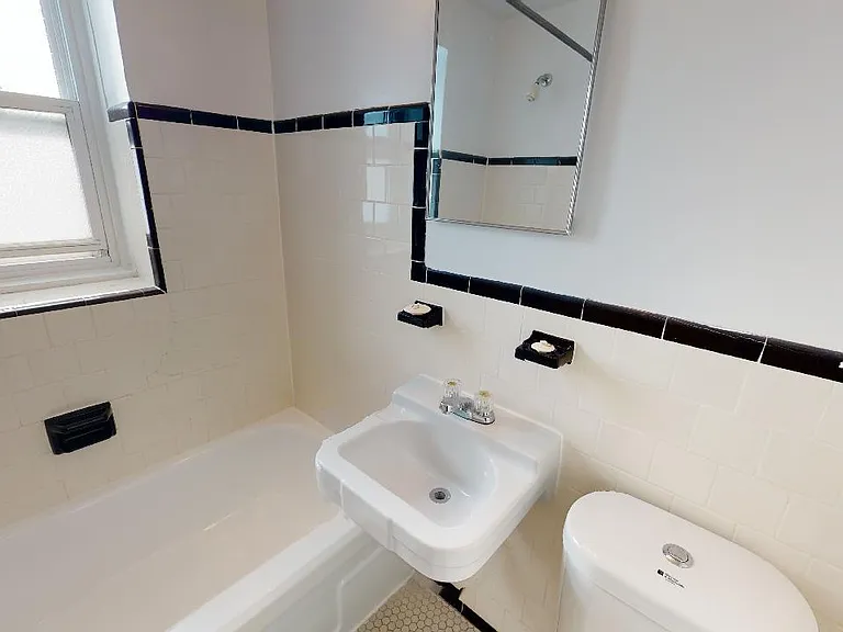 1196 Shillington Ave — Photo 48