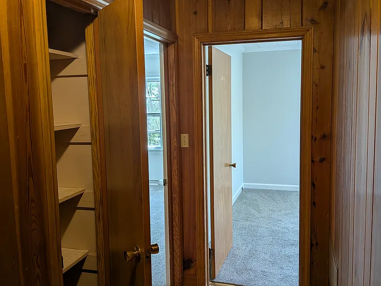 583 Hillcrest Ave — Photo 35