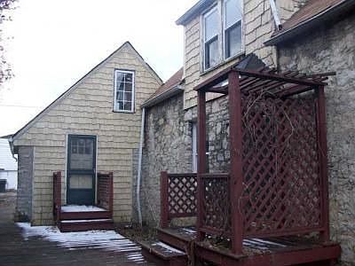 3rd image of 215-217 Brehl Ave