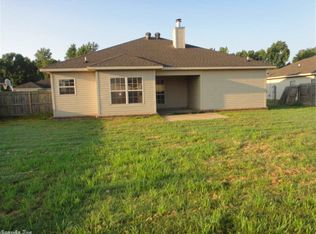 40 Willow Lake Dr, Ward, AR 72176