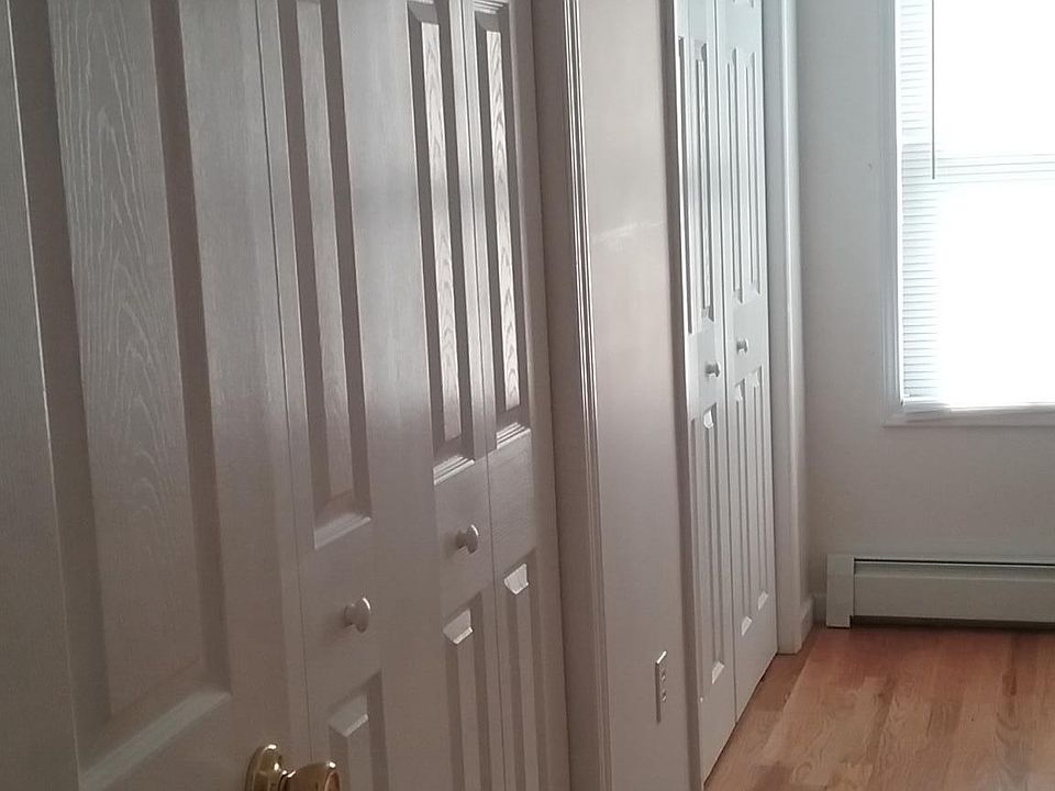 1st image of 34 Cedar Ln APT 1