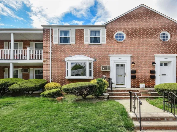 255-45 74 Avenue #A, Glen Oaks, NY 11004