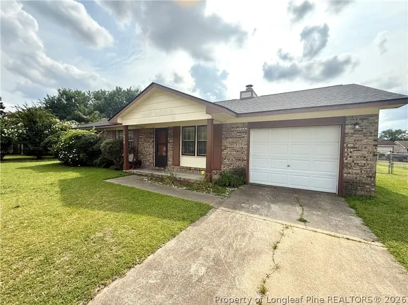 1028 Quailwood Dr, Fayetteville, NC 28314
