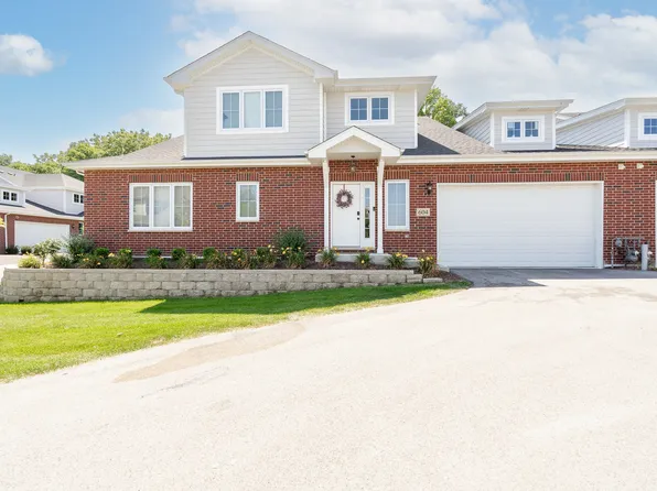 604 Prairie Crossing Dr, New Lenox, IL 60451