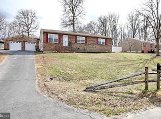 2154 Marbella Dr, Waldorf, MD 20601