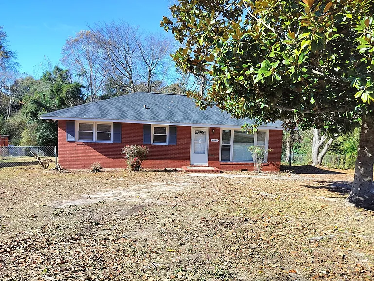 4038 Village Dr — Photo 12