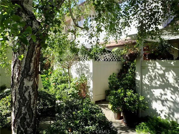 1193 Landsburn Cir, Westlake Village, CA 91361