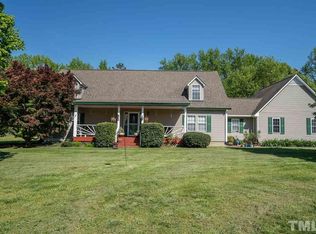 352 Cedar Grove Dr, Henderson, NC 27537