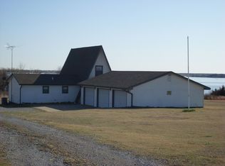 601 Lakeview Dr, Comanche, OK 73529