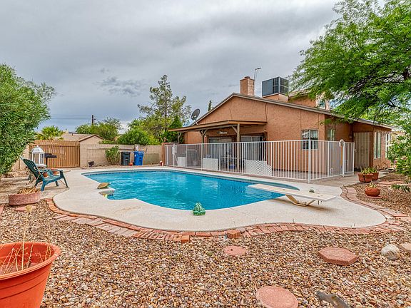 3rd image of 3462 W Avenida Del Pueblo