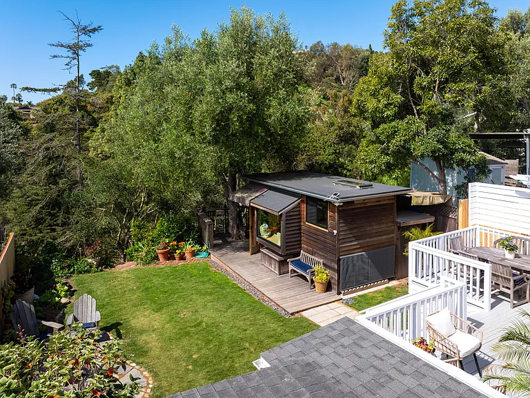 535 Arroyo Ave — Photo 12