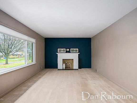 2nd image of 1344 Dartmouth St NW