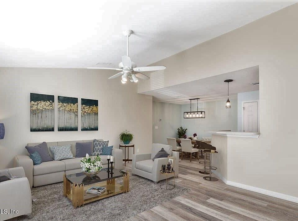 1st image of 13727 N Richmond Park Dr #105