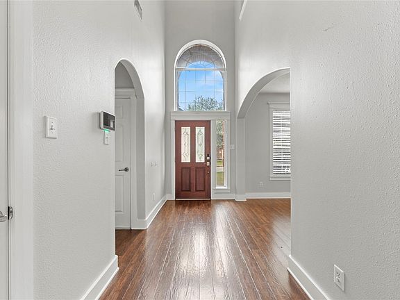 4th image of 17818 Serene Shore Drive