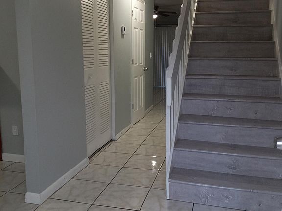 3rd image of 5143 Picadilly Circus Ct