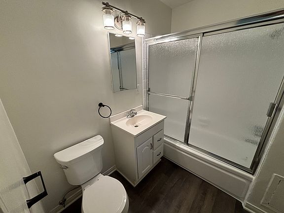 4th image of 305 E California Blvd #20