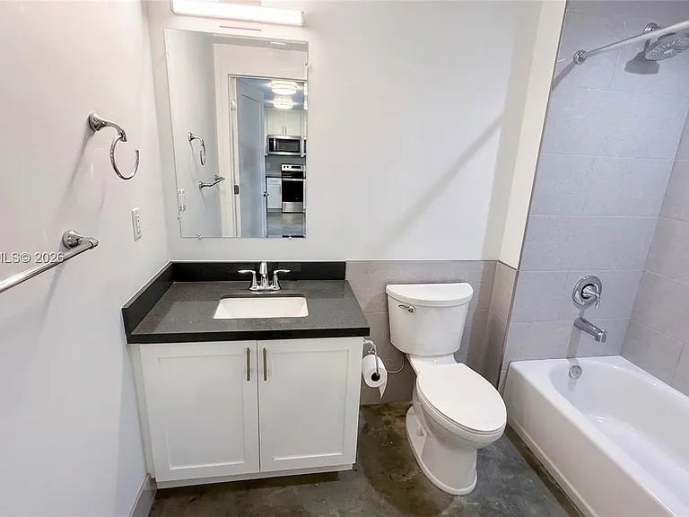4332 W Flagler St #203 — Photo 16