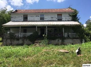 4703 Bogard Rd, Cosby, TN 37722