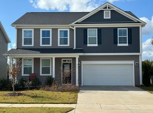 913 Briar Gate Dr, Holly Springs, NC 27540