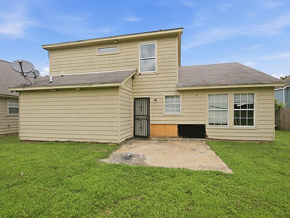 4th image of 4651 Royal View Dr