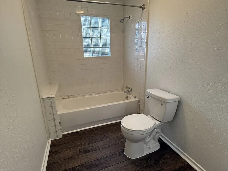 5803 Tremont St #C — Photo 12