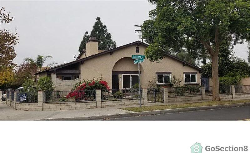 1st image of 3501 W Calle Del Norte