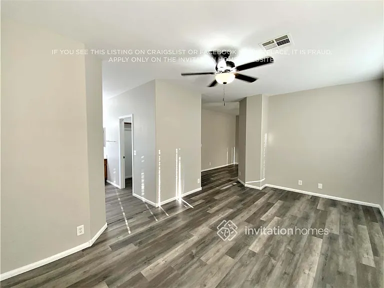 5509 Flora Spray St — Photo 12