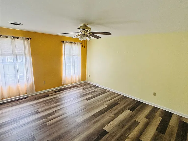 2802 Northampton St — Photo 22