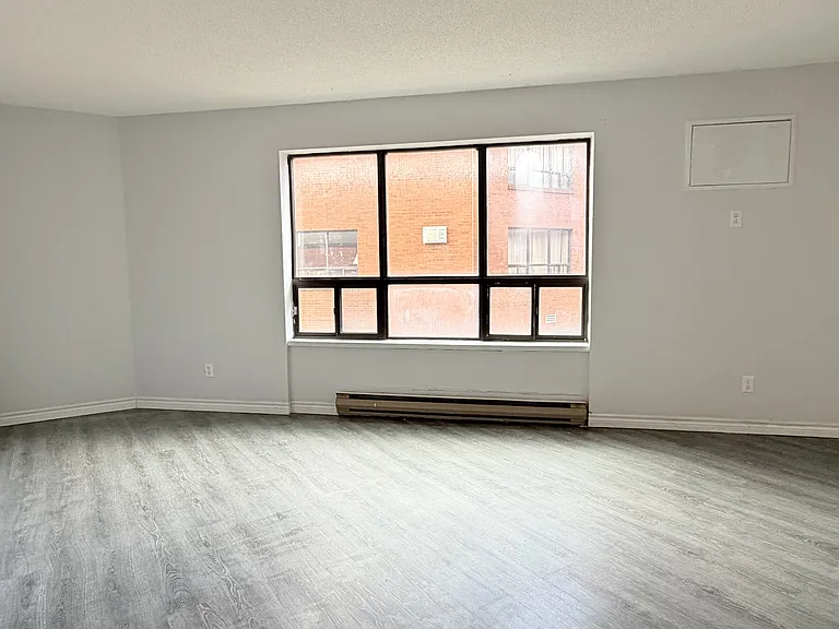 10 Pearl St W #106 — Photo 15