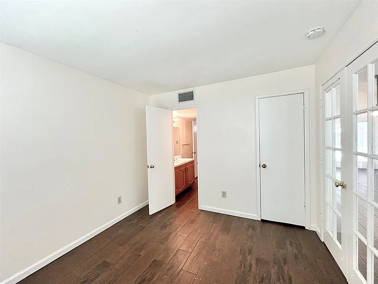 10118 Spotted Horse Dr — Photo 8